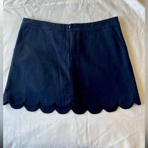 EEUC/NWOT Lilly Pulitzer navy skort
(if it was worn,  maybe once)